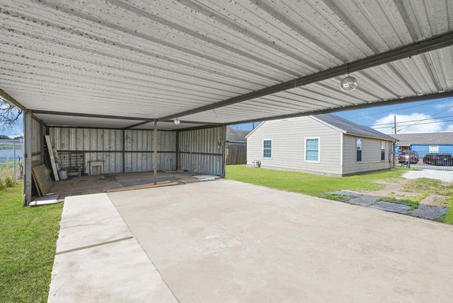 7330 Dallas Street, Houston, TX 77011