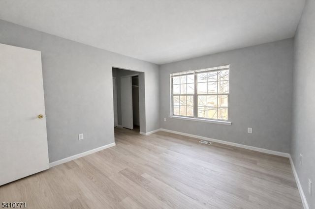 15 Nottingham Way, Franklin Twp., NJ 08873