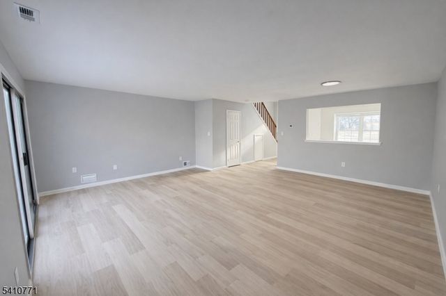 15 Nottingham Way, Franklin Twp., NJ 08873