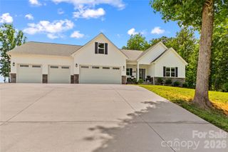 305 Absher Farm Loop, Statesville, NC 28625