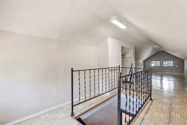 832 Daniels Street NE, Cedar Rapids, IA 52402