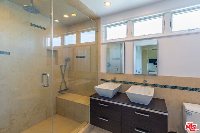 1530 S Sierra Bonita Avenue, Los Angeles, CA 90019