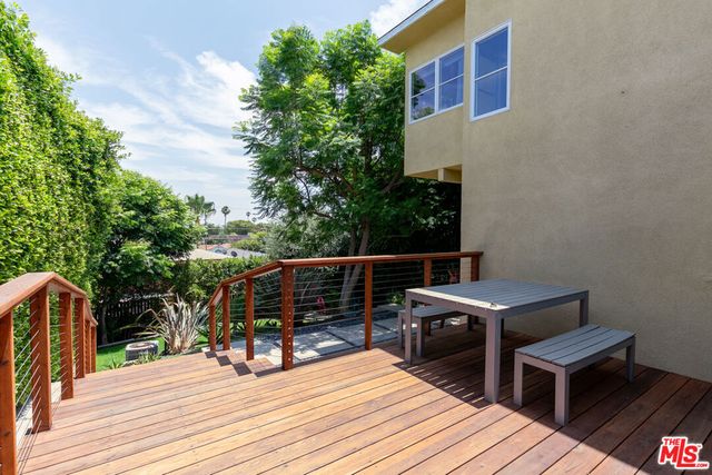 1530 S Sierra Bonita Avenue, Los Angeles, CA 90019
