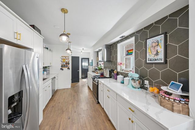 2540 W MONTGOMERY AVE, Philadelphia, PA 19121