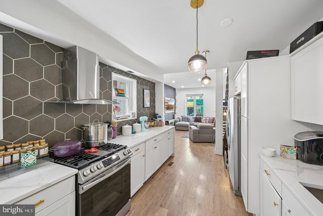 2540 W MONTGOMERY AVE, Philadelphia, PA 19121