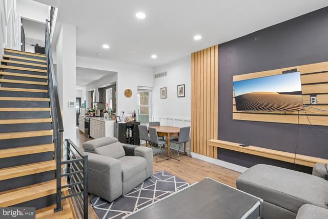 2540 W MONTGOMERY AVE, Philadelphia, PA 19121
