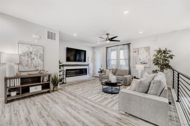 20970 E Quincy Drive, Aurora, CO 80015