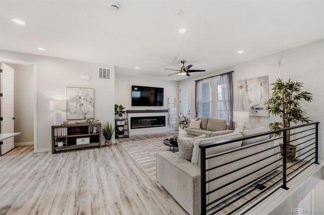 20970 E Quincy Drive, Aurora, CO 80015