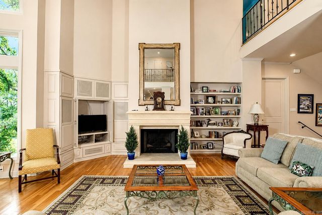 323 Whispering Hills Street, Hot Springs, AR 71901