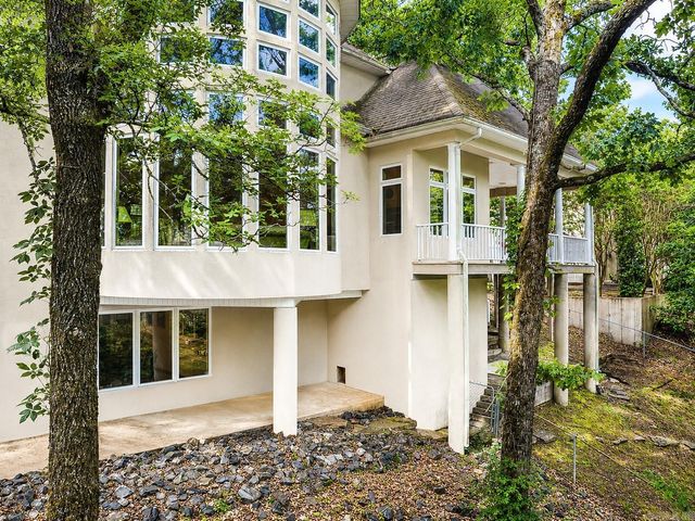 323 Whispering Hills Street, Hot Springs, AR 71901