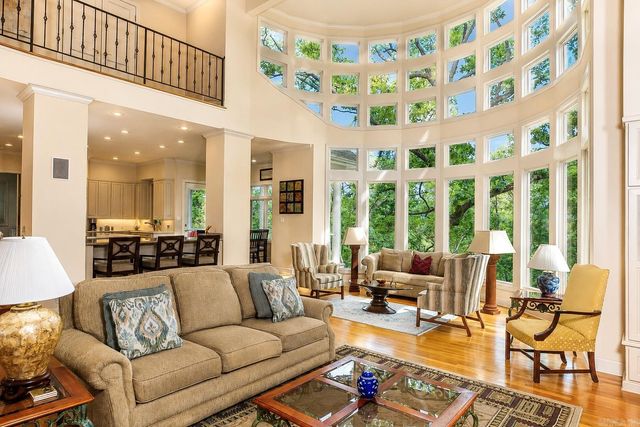 323 Whispering Hills Street, Hot Springs, AR 71901