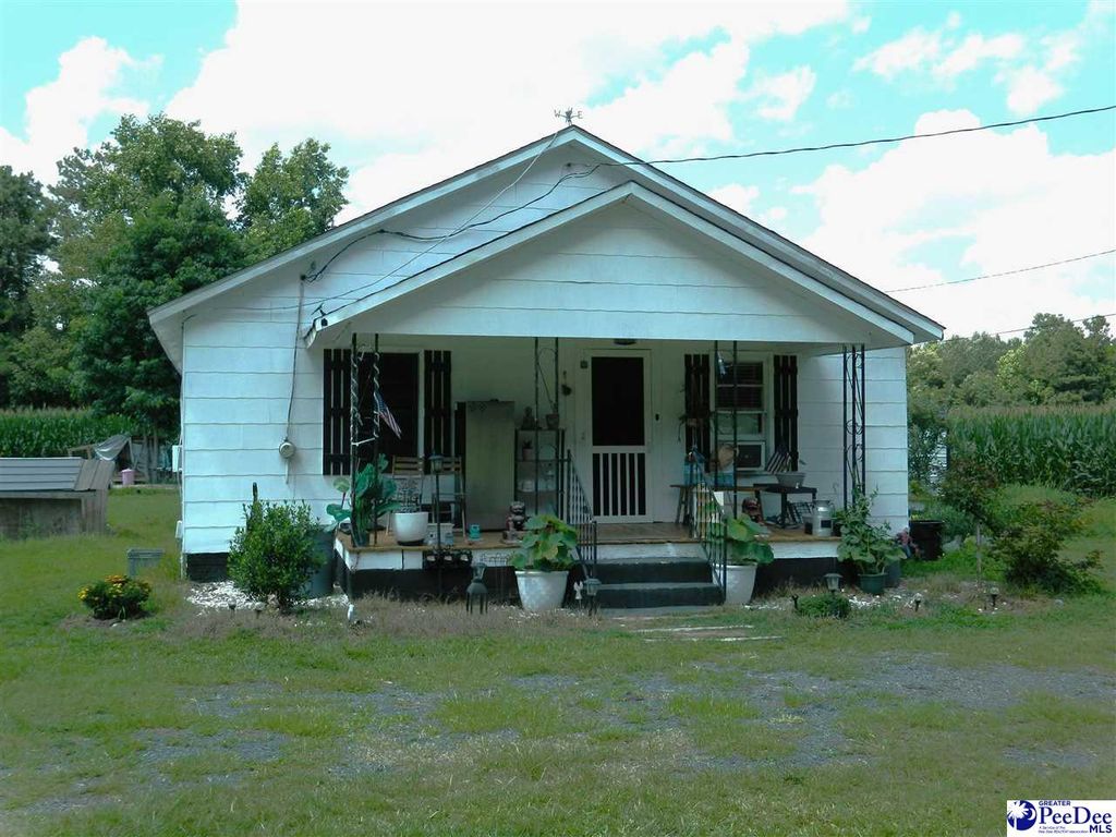 1472 Bay Branch Rd., Lamar, SC 29069