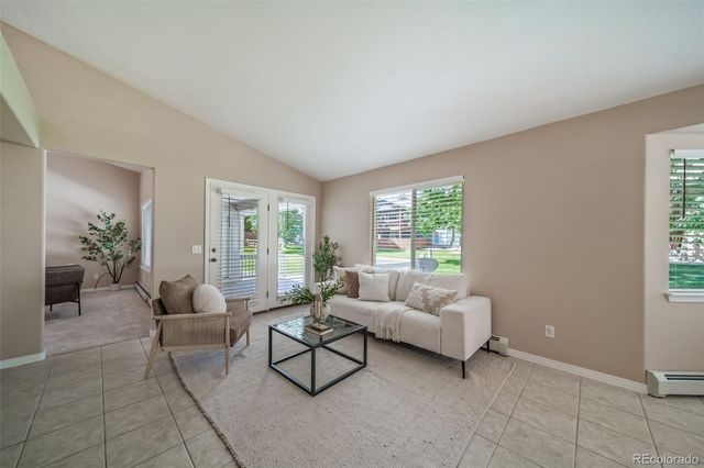 4384 Las Lunas Court, Castle Rock, CO 80104