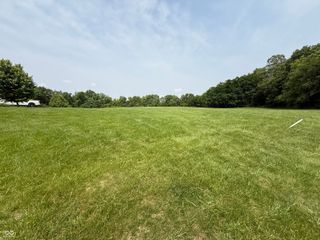 9652 Bella Vista Court, Terre Haute, IN 47803