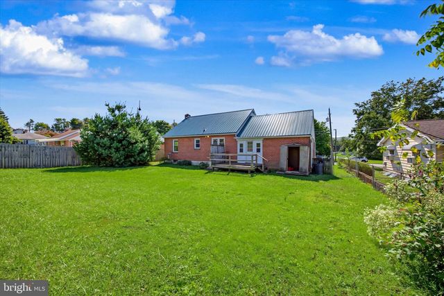 85 E COLLEGE AVE, Wernersville, PA 19565