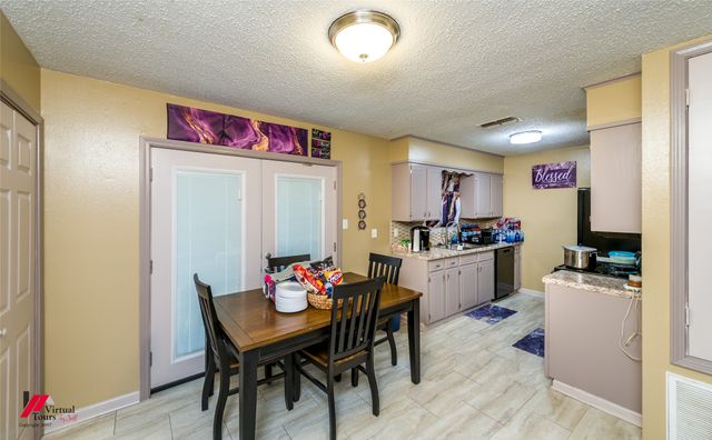 8905 Brandon Drive, Shreveport, LA 71118