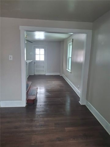 104-106 S Depot St, Mt Pleasant Boro, PA 15666