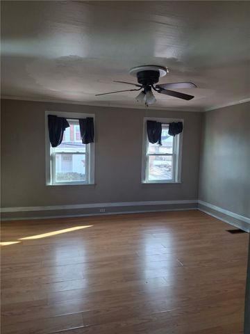 104-106 S Depot St, Mt Pleasant Boro, PA 15666