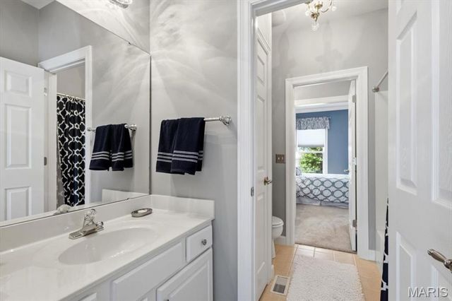 83 Saybridge Manor Parkway, Lake St Louis, MO 63367