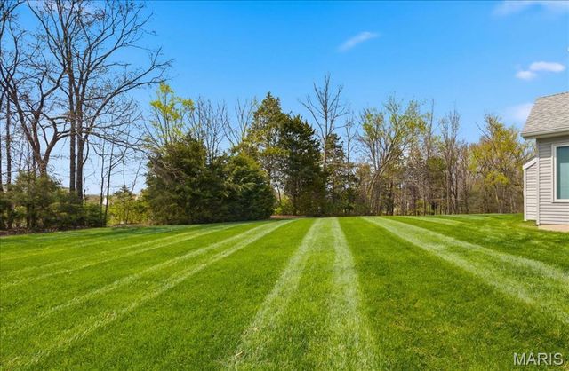 83 Saybridge Manor Parkway, Lake St Louis, MO 63367