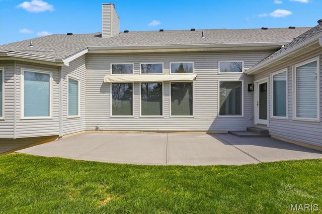 83 Saybridge Manor Parkway, Lake St Louis, MO 63367