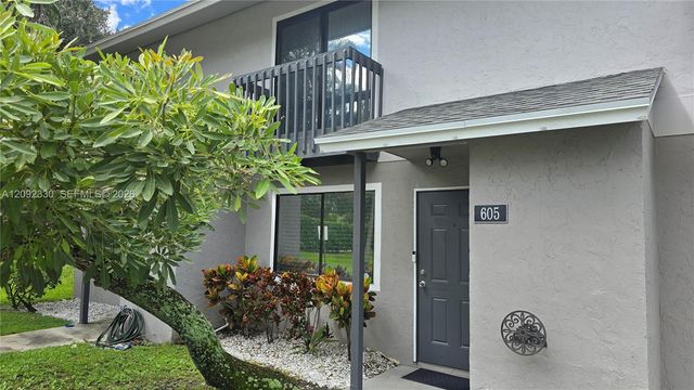 605 Riverside Drive, Greenacres, FL 33463