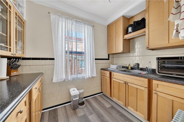 15 Vallone Road, Cranston, RI 02920