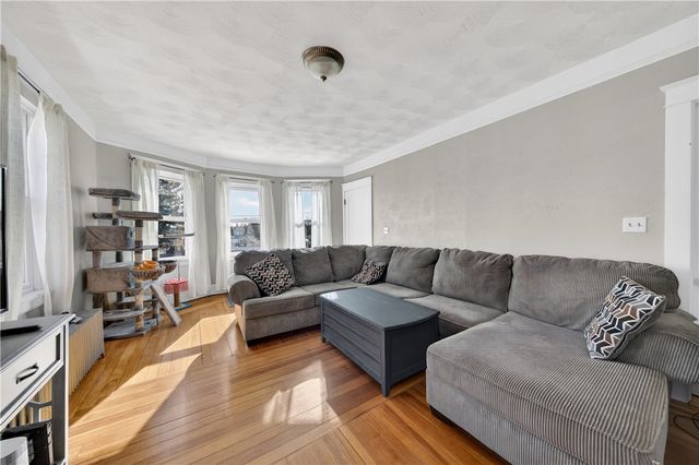 15 Vallone Road, Cranston, RI 02920