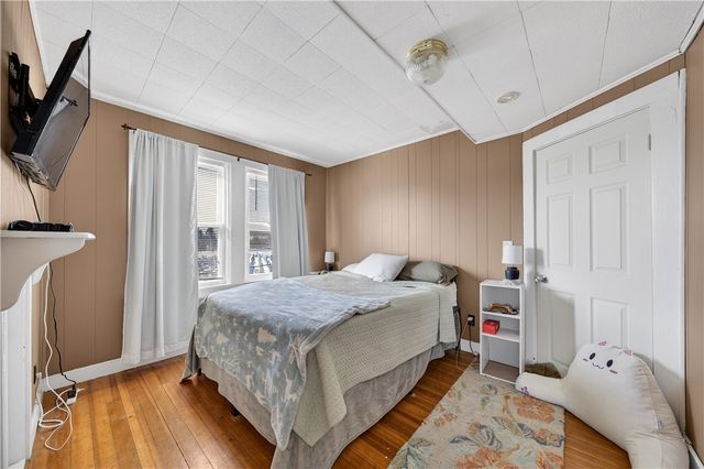 15 Vallone Road, Cranston, RI 02920