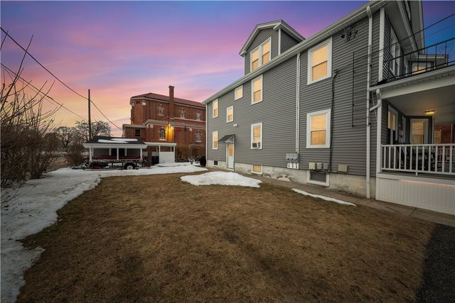 15 Vallone Road, Cranston, RI 02920