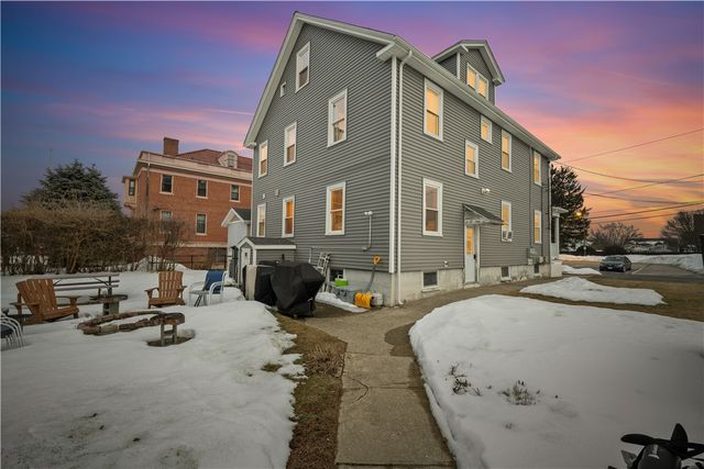 15 Vallone Road, Cranston, RI 02920