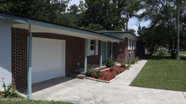 2860 EMILY Lane W, Jacksonville, FL 32216