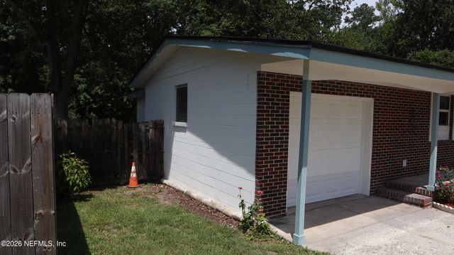 2860 EMILY Lane W, Jacksonville, FL 32216