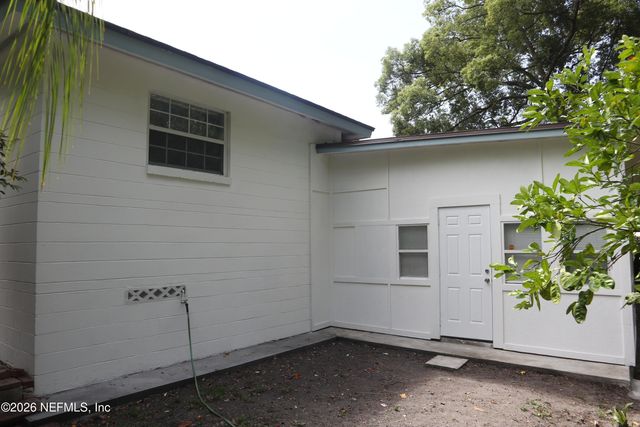 2860 EMILY Lane W, Jacksonville, FL 32216
