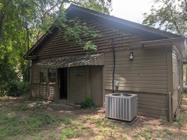 809 Austin Street, Camden, AR 71701