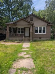 809 Austin Street, Camden, AR 71701