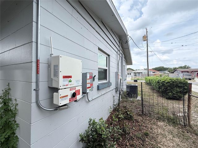 105 MARGARET STREET, Auburndale, FL 33823