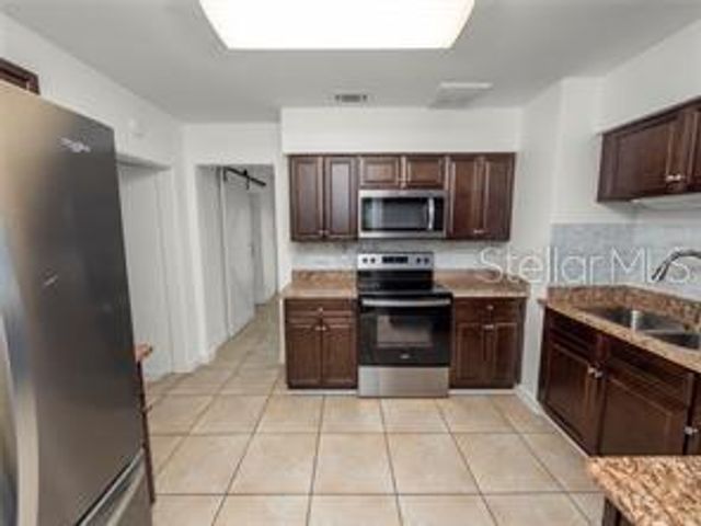 105 MARGARET STREET, Auburndale, FL 33823