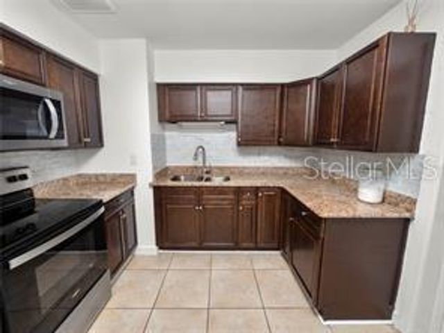105 MARGARET STREET, Auburndale, FL 33823