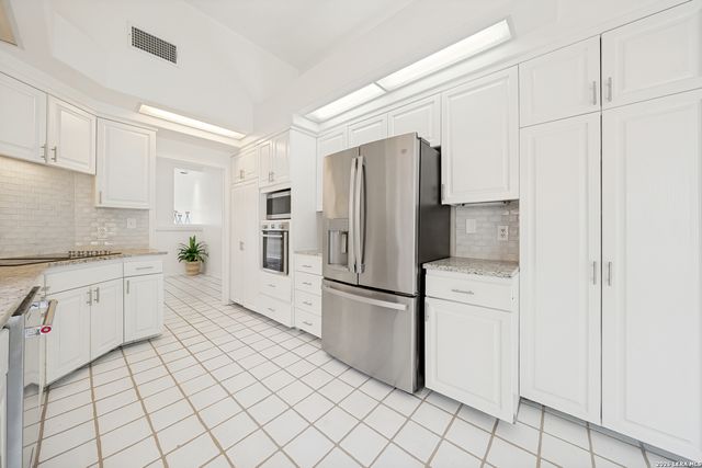 27 Villa Jardin, San Antonio, TX 78230