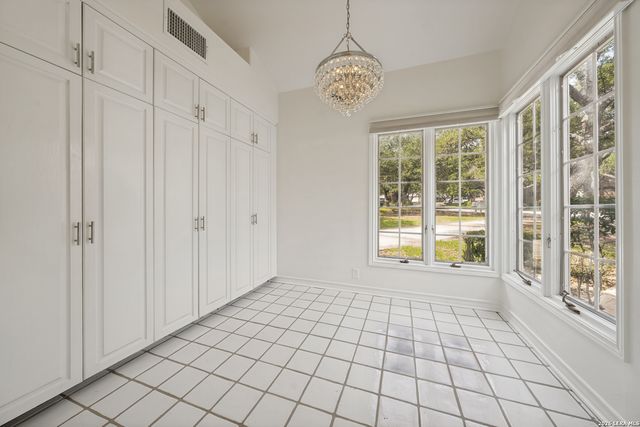 27 Villa Jardin, San Antonio, TX 78230