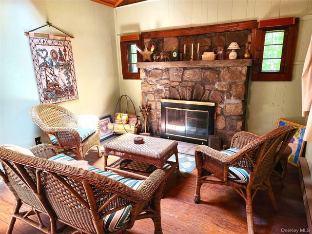 24 Eldridge Street S, Smallwood, NY 12778