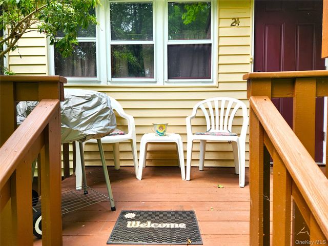 24 Eldridge Street S, Smallwood, NY 12778
