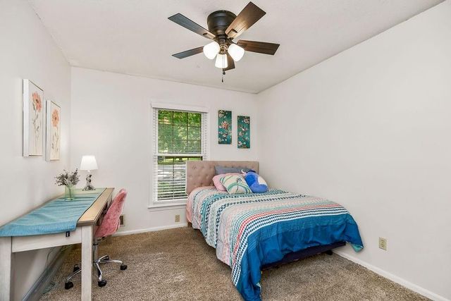 1801 NE Abbey Lane, Lee's Summit, MO 64086