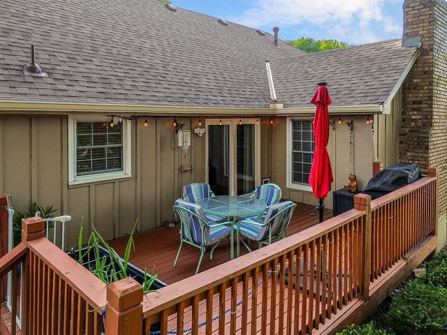 1801 NE Abbey Lane, Lee's Summit, MO 64086