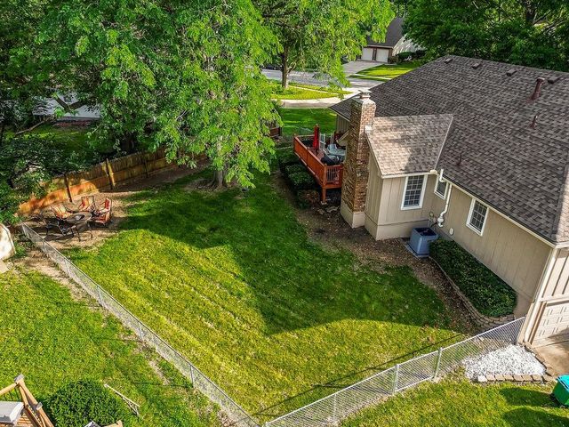 1801 NE Abbey Lane, Lee's Summit, MO 64086