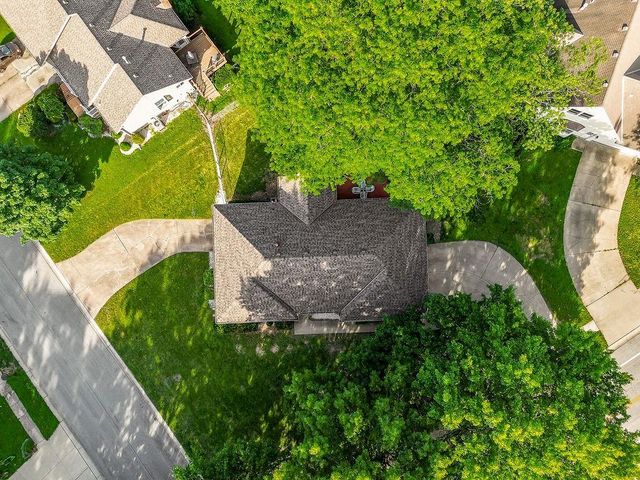 1801 NE Abbey Lane, Lee's Summit, MO 64086