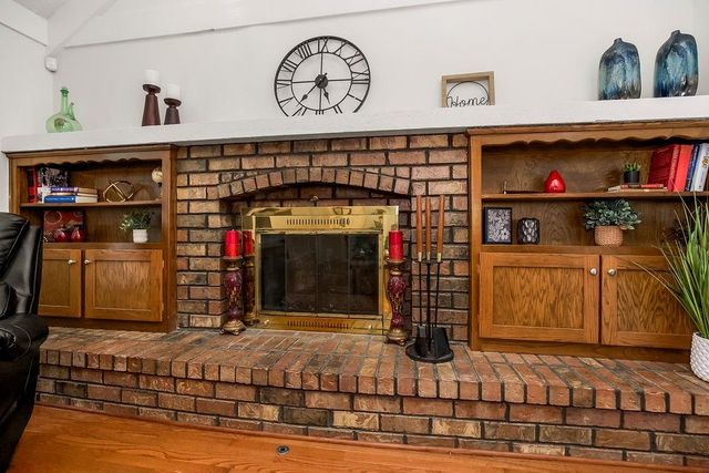 1801 NE Abbey Lane, Lee's Summit, MO 64086