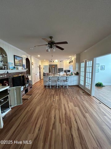 116 Oxford Court, West End, NC 27376