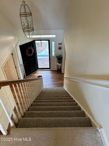 116 Oxford Court, West End, NC 27376